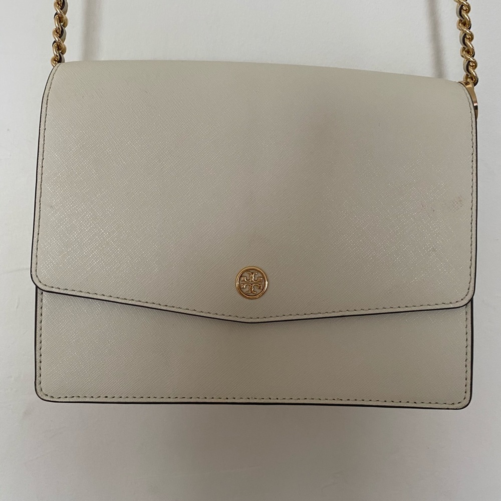 Tory Burch crossbody/shoulder convertible purse!